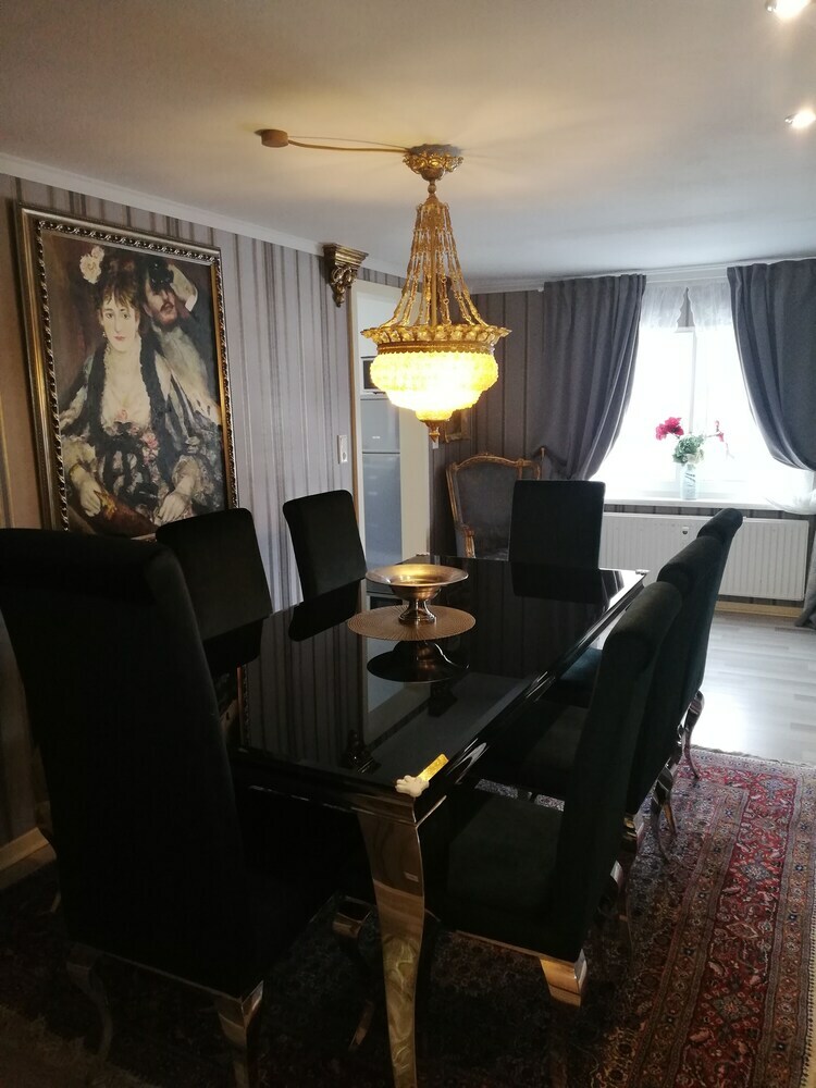 Eleonora Apartment
