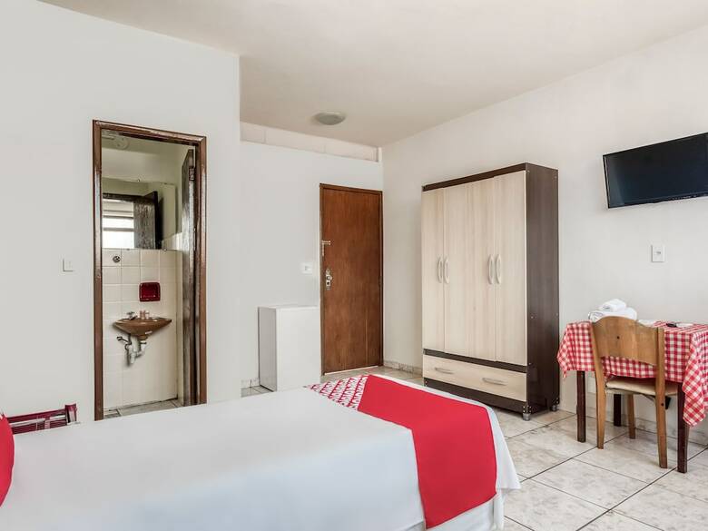 Hotel Oyo Ibituruna Barreiro