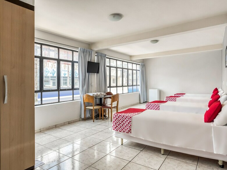 Hotel Oyo Ibituruna Barreiro