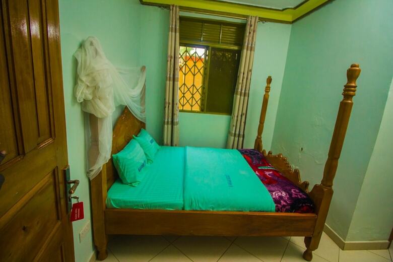 Kajosh Hotel