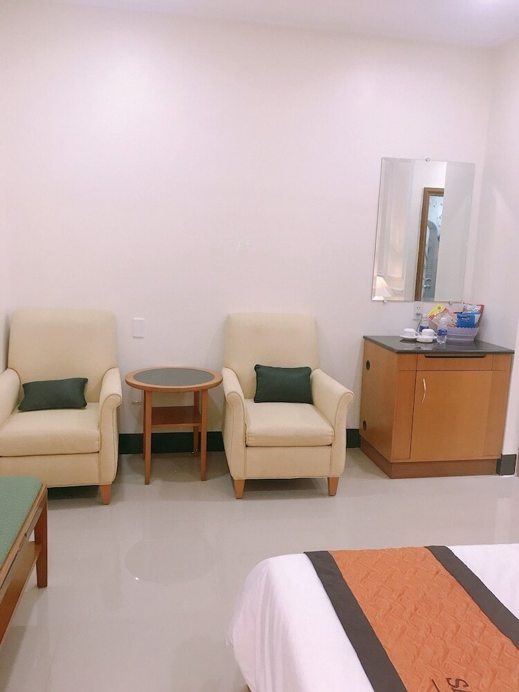 Hotel Khach San Sao Nam