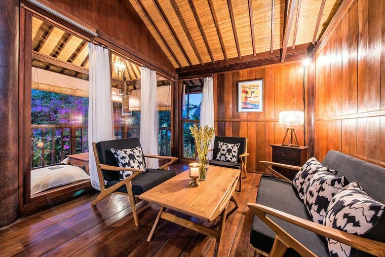 Bed & Breakfast Villa Coconut Spring Canggu