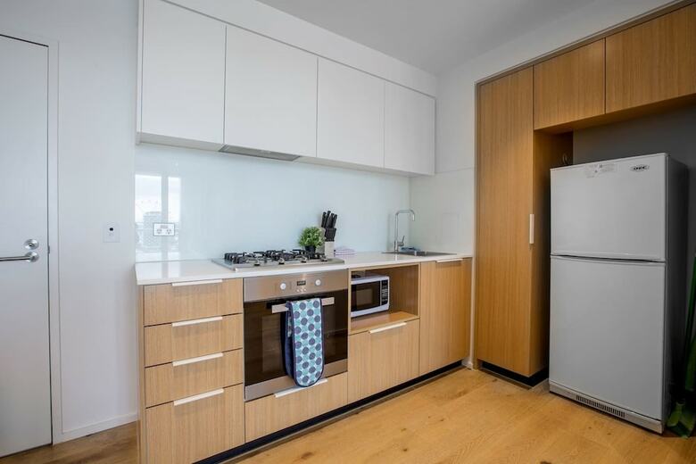 Melbourne Docklands Seaview Apartment At Collins St