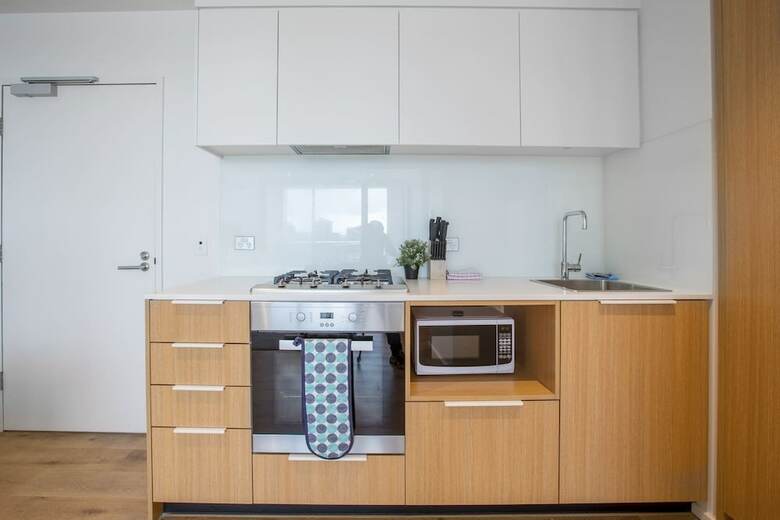 Melbourne Docklands Seaview Apartment At Collins St