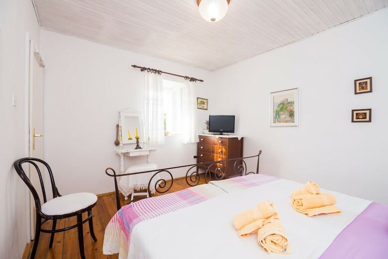 Hotel Rooms Lavanda & Ruzmarin