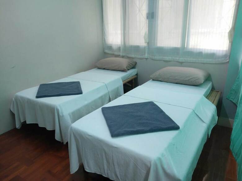 Hostal Nine Cafe' Hostel Travel