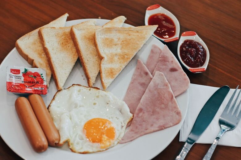 Hostal Nine Cafe' Hostel Travel