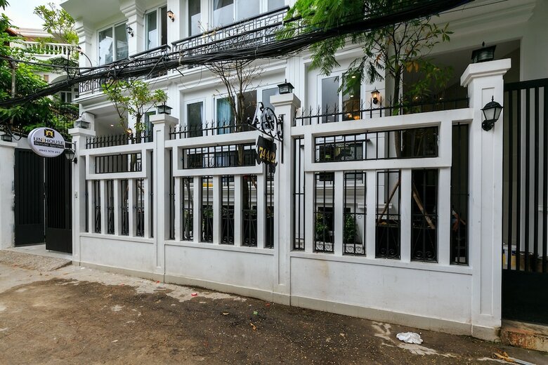 Hotel Oyo 304 Universe Apartment