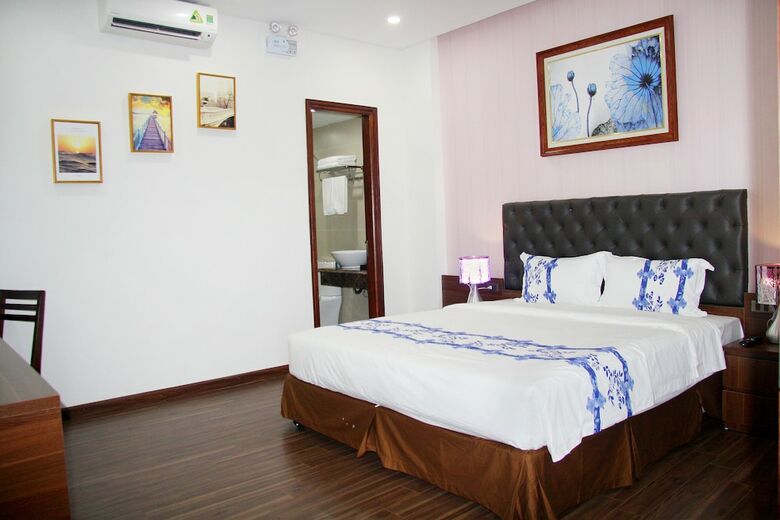 New Century Hotel