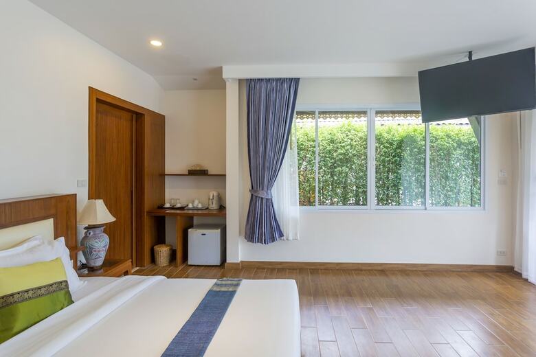 Floral Hotel Aura Samui Best Beach
