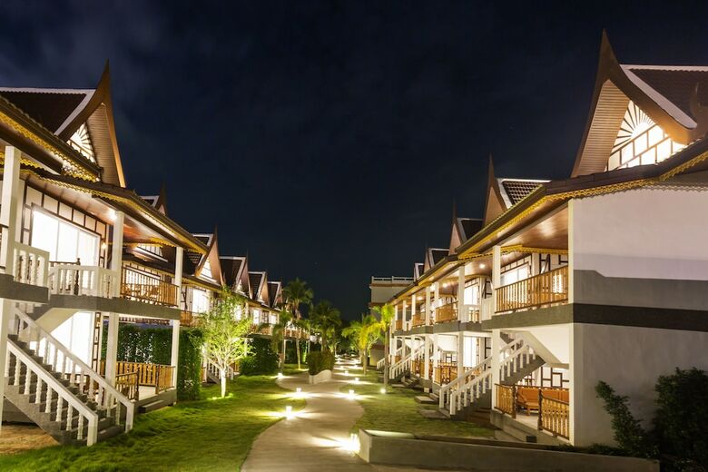 Floral Hotel Aura Samui Best Beach