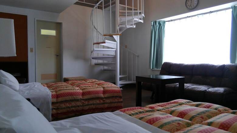 Pension Marine House Ie Island