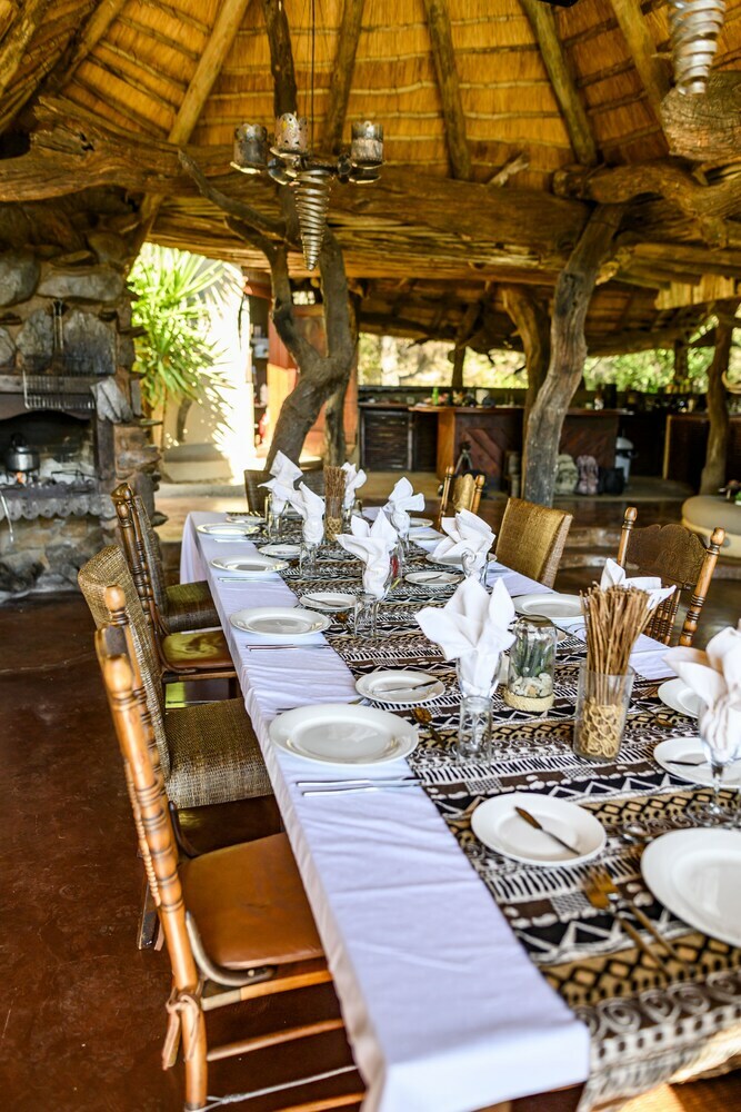 Posada Toro River Lodges Big 5 Exclusive Safari