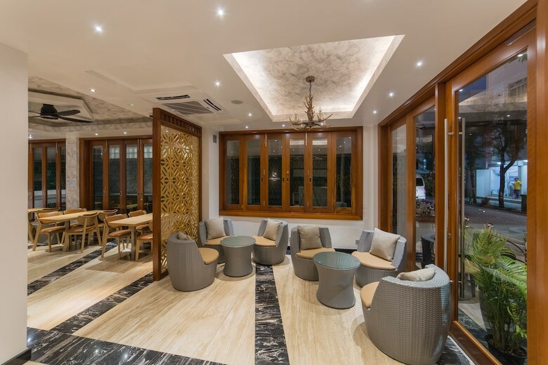 Hotel Samann Host
