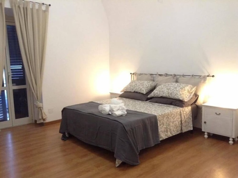Hotel Velia's Home