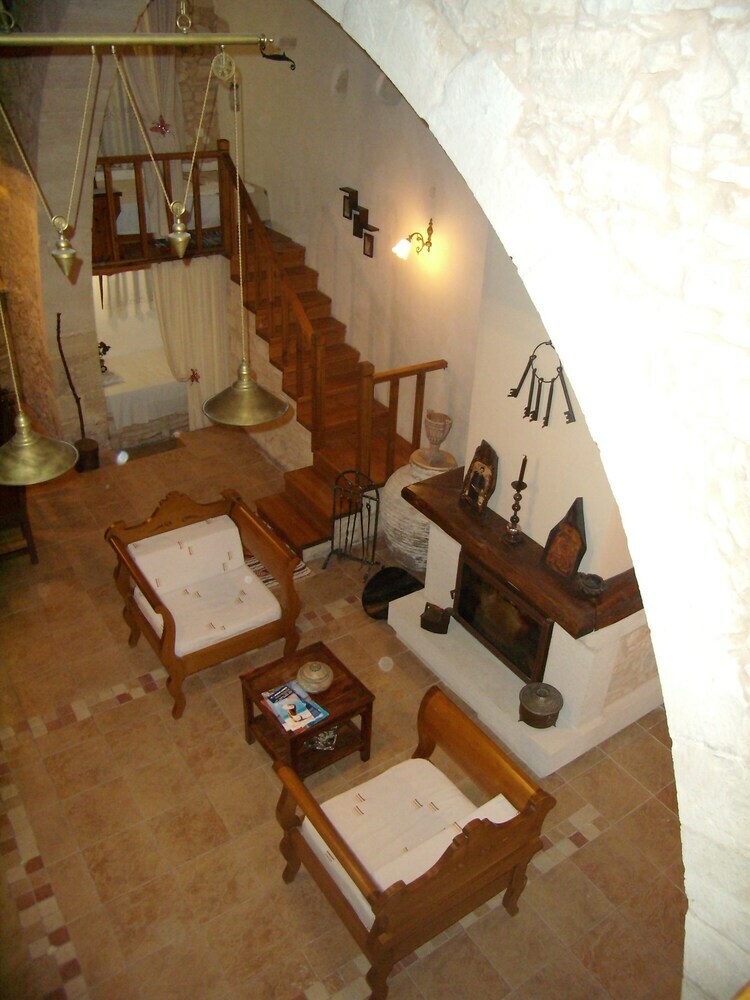 Hotel Kritiko Arhontiko
