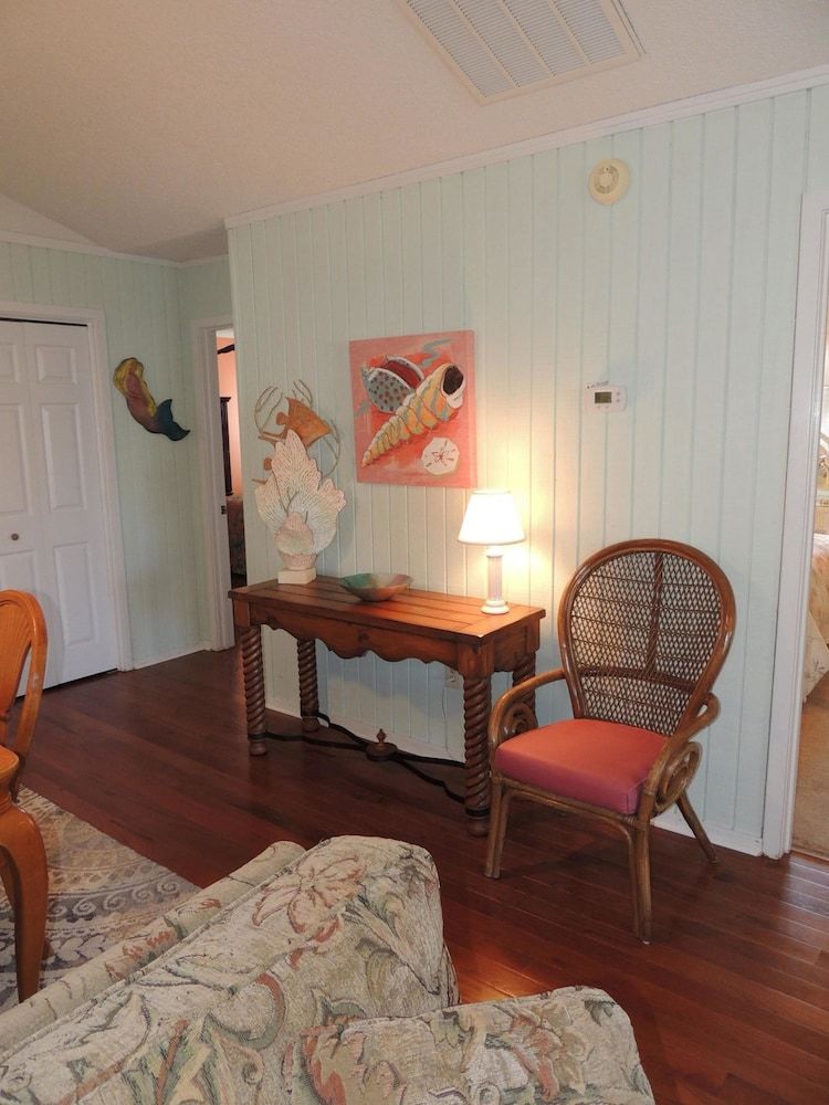 Summer Cottage By Myrtle Beach Vr