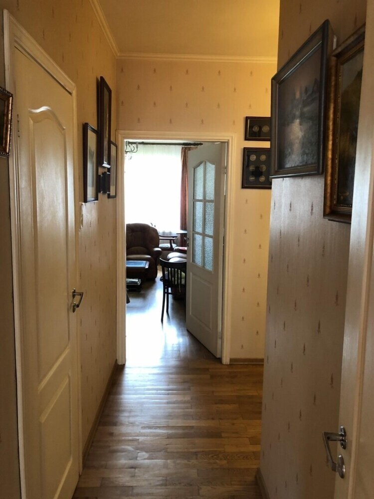 Apartment Shaumyana 32