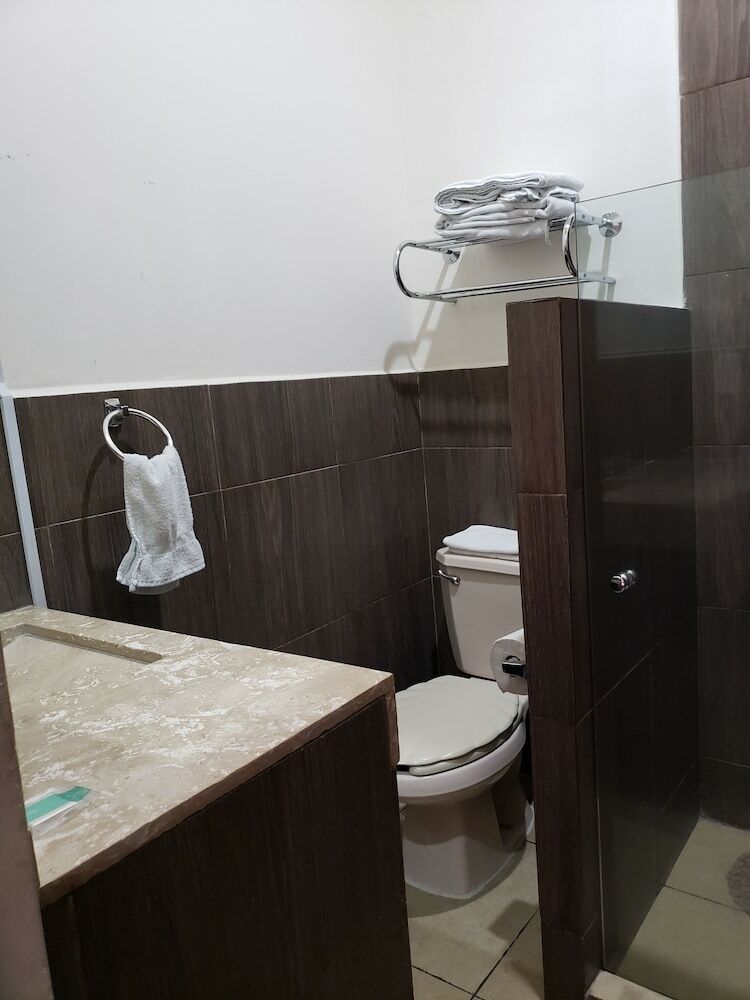 Oyo Hotel 304