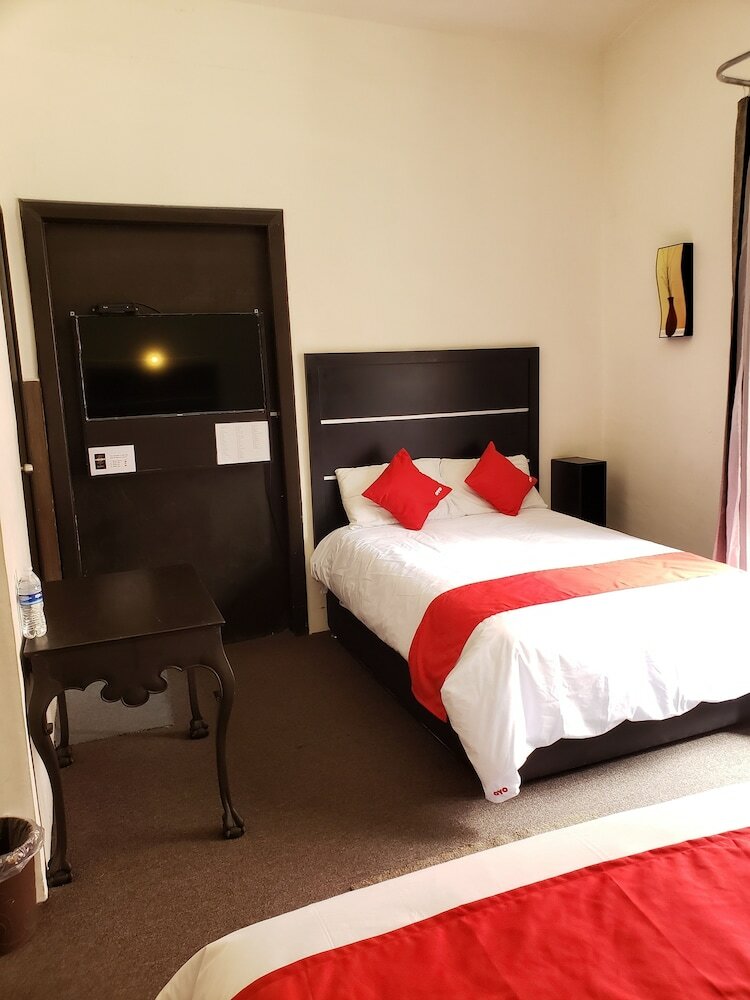 Oyo Hotel 304