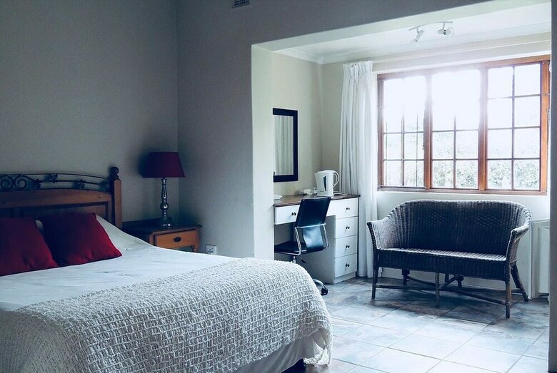 Bed & Breakfast The Brackens Guest House