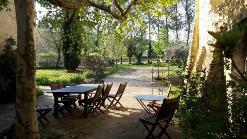 G�te Aux Tournesols