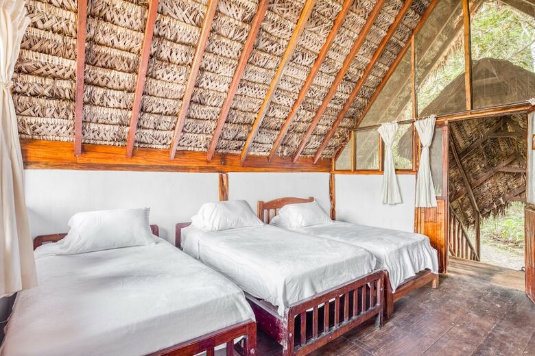 Hostal Selina Shared Amazon Tena
