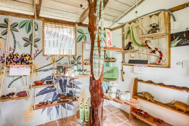 Hostal Selina Shared Amazon Tena