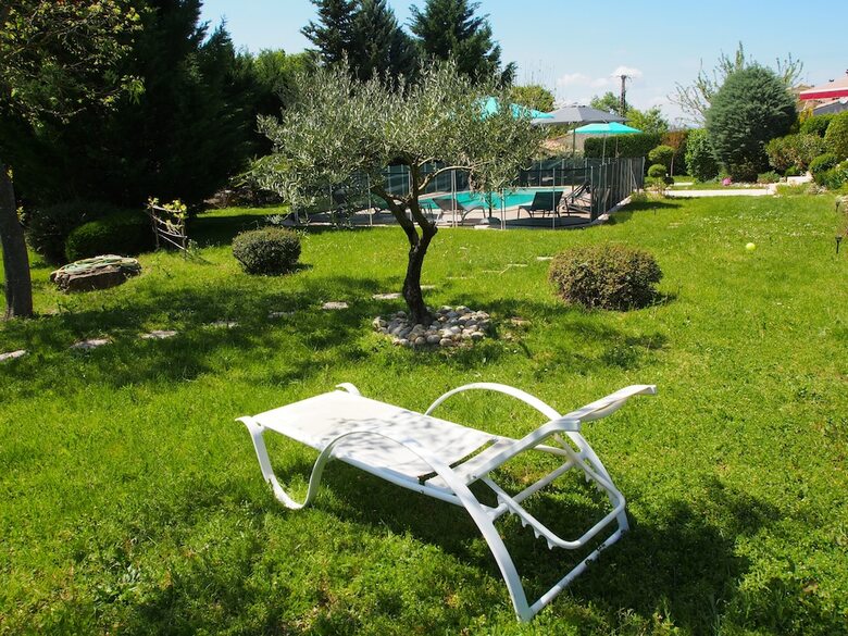 Villa Aux Cypr�s Du Sud