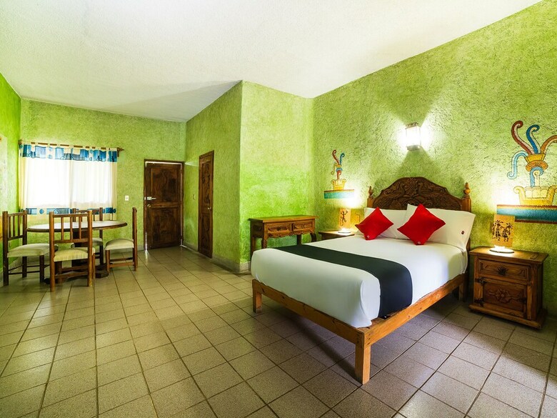 Hotel Capital O Amatl�n