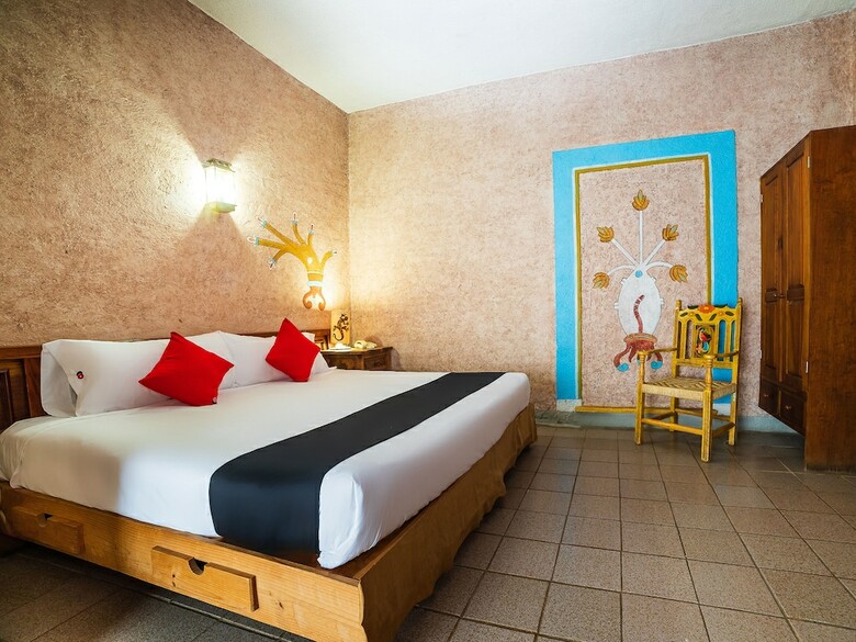 Hotel Capital O Amatl�n