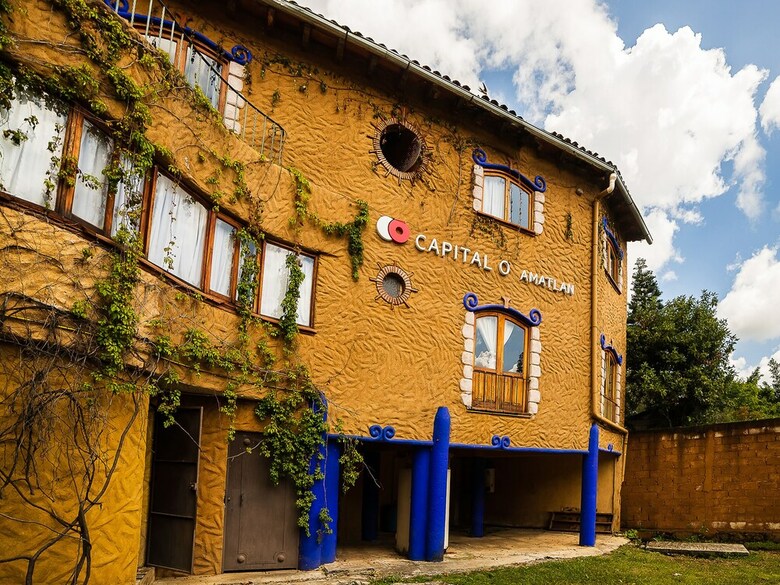 Hotel Capital O Amatl�n