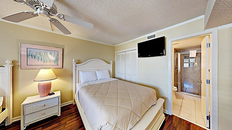 Ocean Creek South Tower By Myrtle Beach Vr