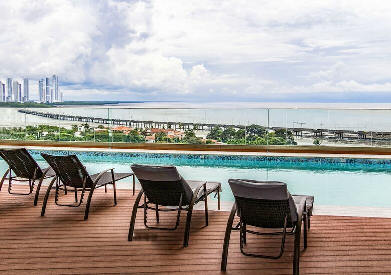 Deluxe Apartment Ocean View