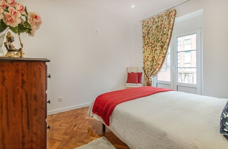 Lisbon Stay At Roma Boulevard Apartment