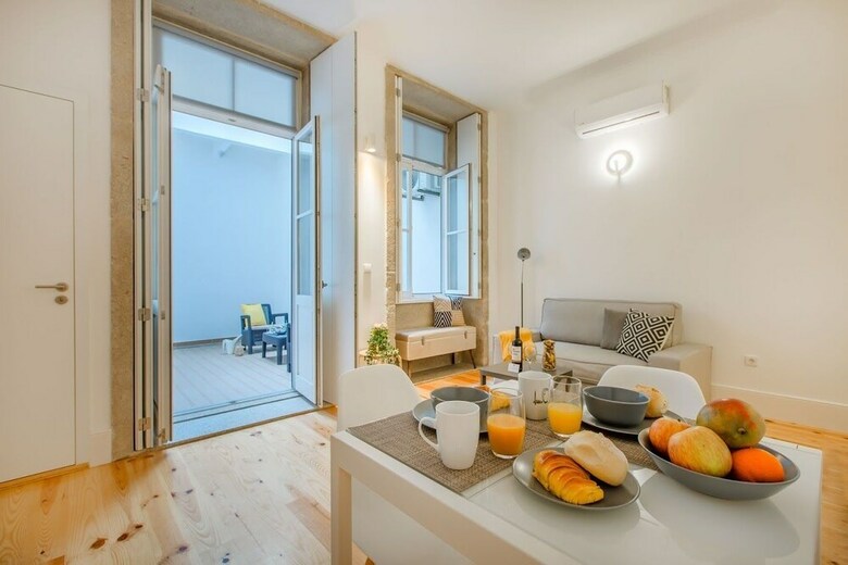 Santa Catarina Experience In Porto Apartment