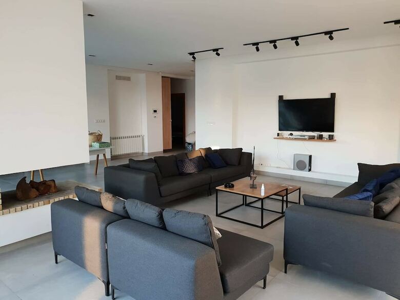 Tr�s Belle Villa Contemporaine