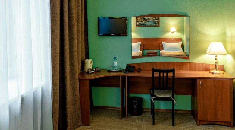 Hotel Cronwell Nika Center