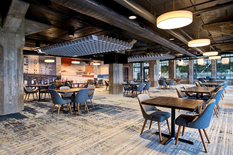 Hotel Embassy Suites By Hilton Rockford Riverfront