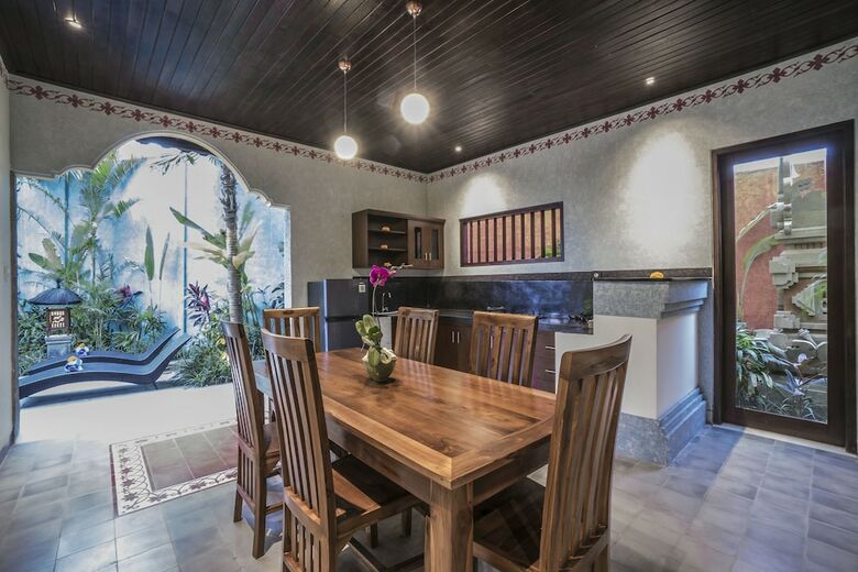 Bed & Breakfast Villa Tanah Carik