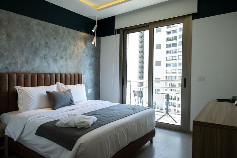 Apartamentos Zur Studios & Suites