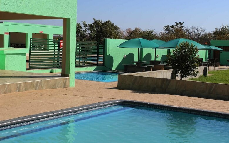 Hotel Mashamba Country House