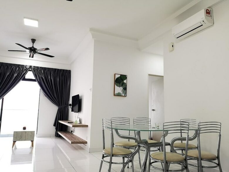 Hotel Yoyo Homestay