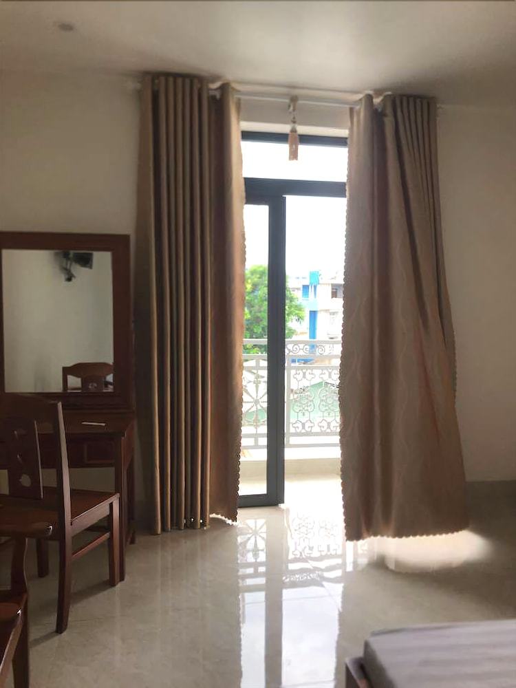 Ban Mai Hotel