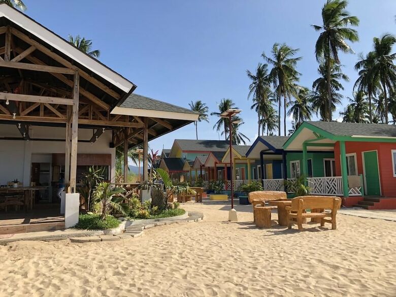 Hotel Seaside Hue Resort
