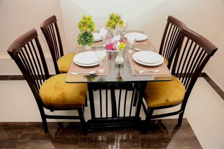 Hotel Monarch Residency