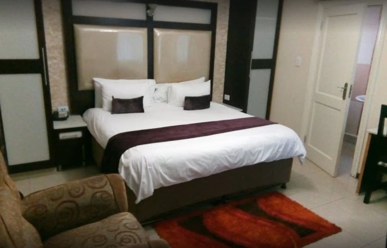 Mcdonalds Boutique Hotel