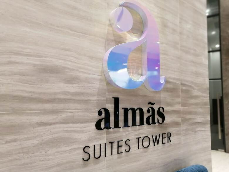 Almas Suites Puteri Harbour Hello Kitty