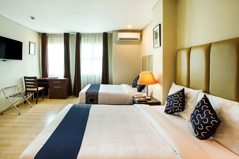 Capital O 461 Asrodel Hotel
