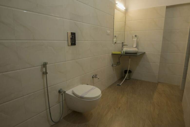 Hotel Chandraveer Niwas